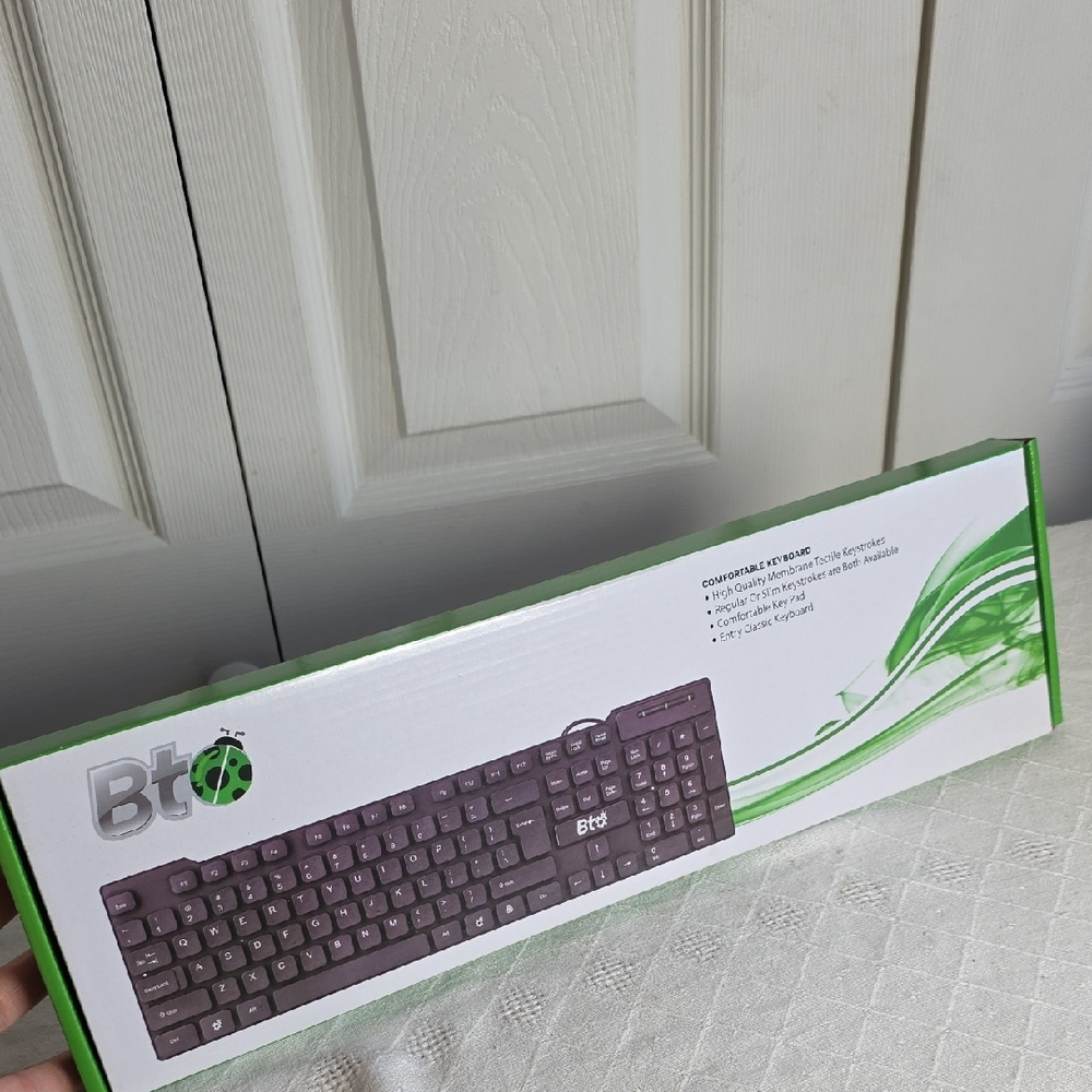 BT Wired Classic Keyboard